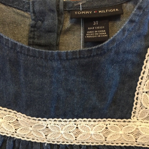 Tommy Hilfiger Girls 2 Piece Set Denim Tunic & Leg - Picture 2 of 5